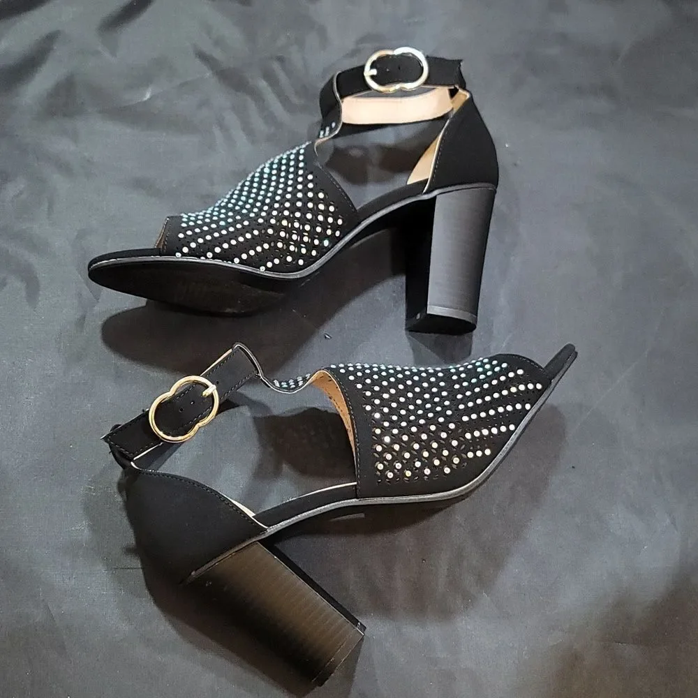 BRAND NEW FOREVER T-STRAP SHINY STUDDED EMBELLISHMENTS OPEN TOE BOOTIE
